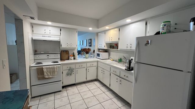 1301 NE Miami Gardens Drive 514w, Miami, FL 33179