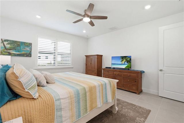 18364 Ridgeline DR, Estero, FL 33928
