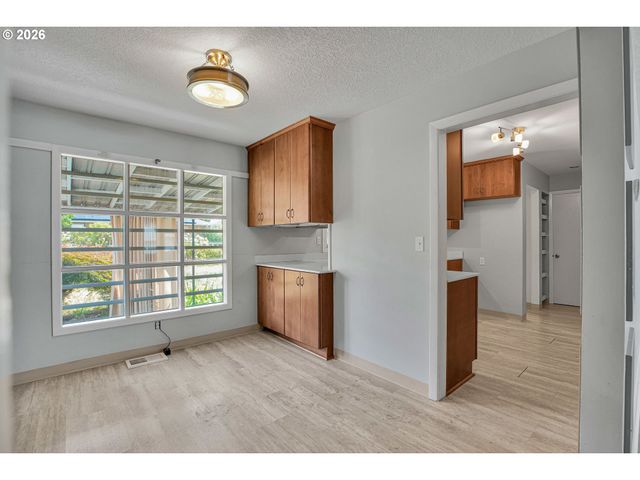 4224 Se 88TH Ave, Portland, OR 97035