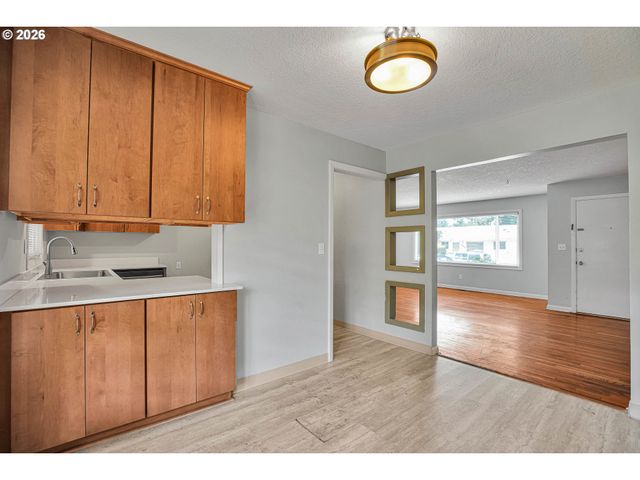 4224 Se 88TH Ave, Portland, OR 97035
