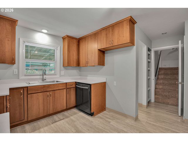 4224 Se 88TH Ave, Portland, OR 97035