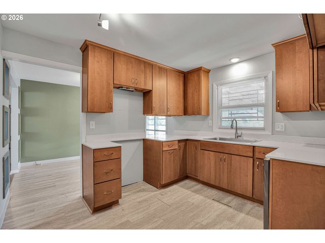 4224 Se 88TH Ave, Portland, OR 97035