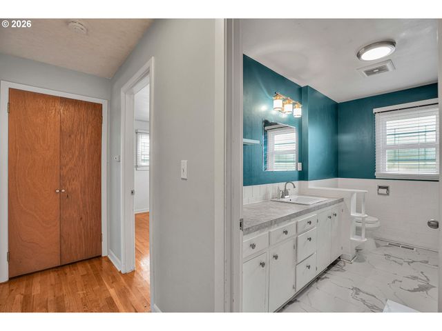 4224 Se 88TH Ave, Portland, OR 97035