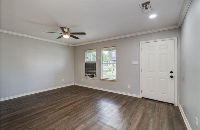 6830 New York Street, Houston, TX 77021