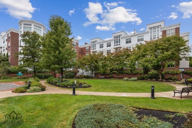 248 Albion Street 231, Wakefield, MA 01880