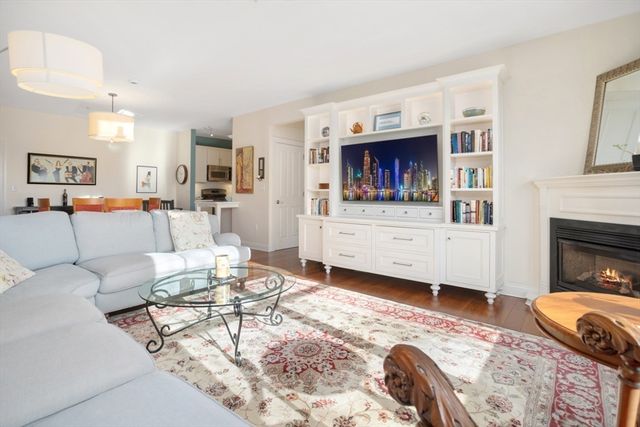 248 Albion Street 231, Wakefield, MA 01880