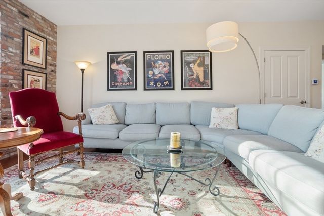 248 Albion Street 231, Wakefield, MA 01880