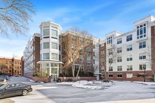 248 Albion Street 231, Wakefield, MA 01880