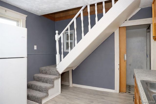 11655 Mitchell Street, Hamtramck, MI 48212