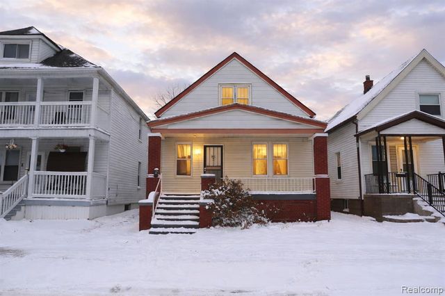 11655 Mitchell Street, Hamtramck, MI 48212