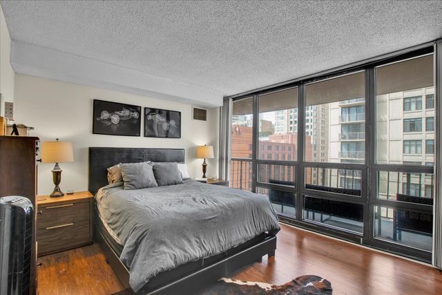10 E Ontario Street 905, Chicago, IL 60611
