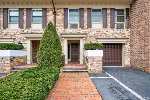 20716 Melissa Court 1653, Bayside, NY 11360