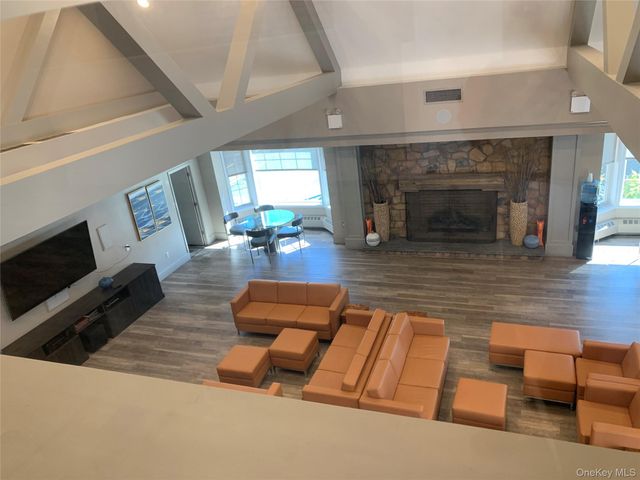 20716 Melissa Court 1653, Bayside, NY 11360