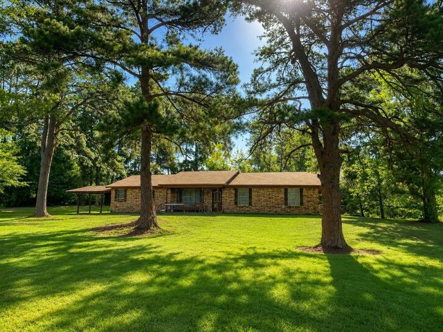 290 Debbie St, Kilgore, TX 75662