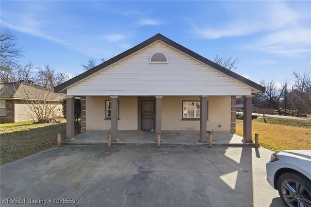 3002 Neis Street, Fort Smith, AR 72904