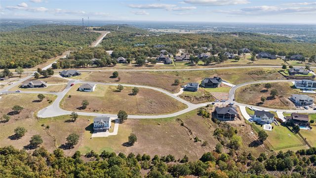 10 Avalon Drive, Sperry, OK 74073