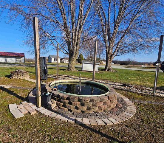 3488 Wabash Road, Rochester, IN 46975