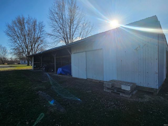 3488 Wabash Road, Rochester, IN 46975