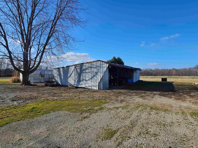 3488 Wabash Road, Rochester, IN 46975