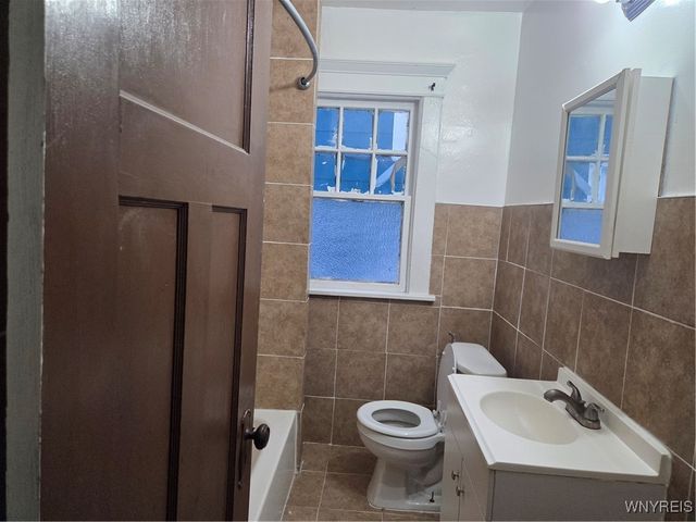 168 Rodney Avenue LOWER, Buffalo, NY 14214