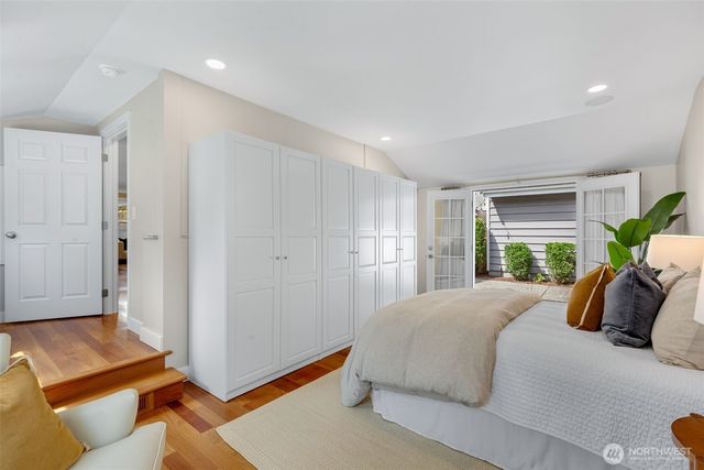 3700 NE 74th Place, Seattle, WA 98115