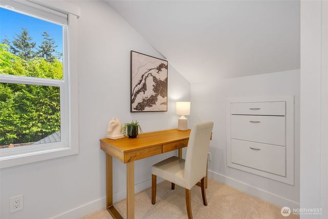 3700 NE 74th Place, Seattle, WA 98115