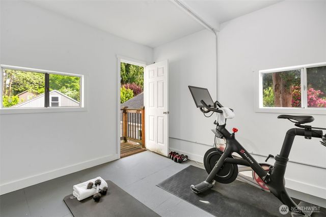 3700 NE 74th Place, Seattle, WA 98115