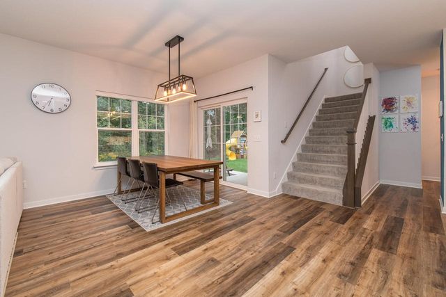 516 Wild Oak ROAD, Hartland, WI 53029