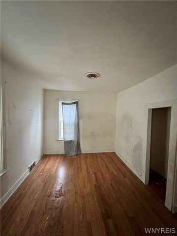 34 Auchinvole Avenue, Buffalo, NY 14213