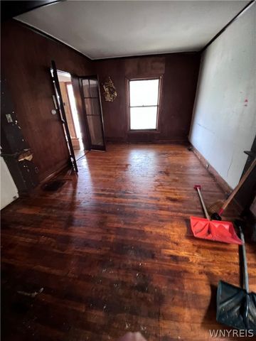 34 Auchinvole Avenue, Buffalo, NY 14213