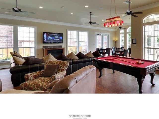 1198 Jones Butler Road 2003, College Station, TX 77840