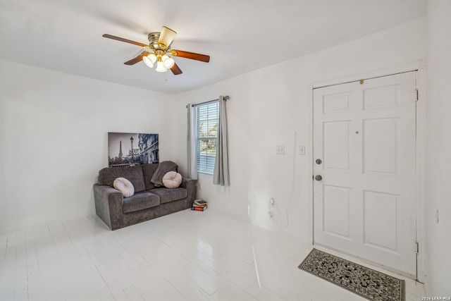 330 Uvalde, San Antonio, TX 78210