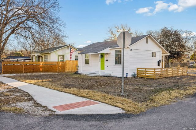 330 Uvalde, San Antonio, TX 78210