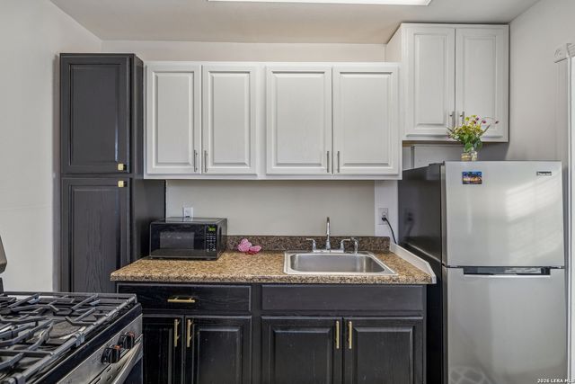 330 Uvalde, San Antonio, TX 78210