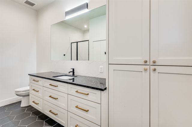 1322 Lipscomb Street 203, Fort Worth, TX 76104