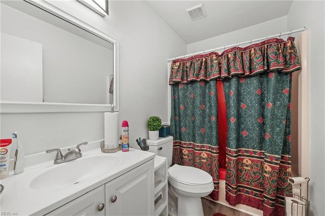 1473 Monterry PL, Newport News, VA 23608