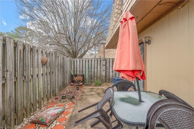 1473 Monterry PL, Newport News, VA 23608
