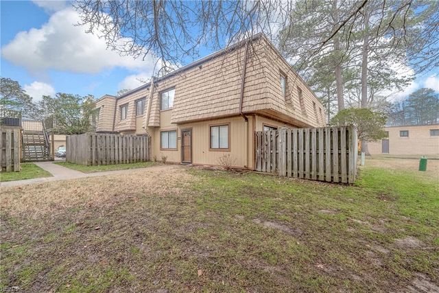 1473 Monterry PL, Newport News, VA 23608