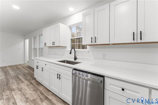 512 Freedom Dr, Ruther Glen, VA 22546