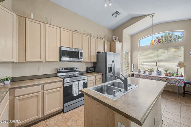 5333 W IAN Drive, Laveen, AZ 85339