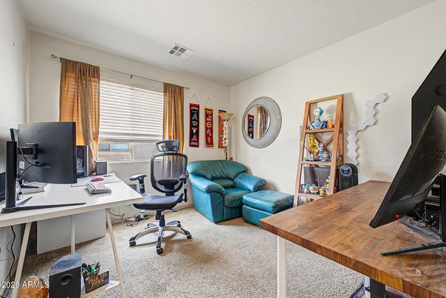 5333 W IAN Drive, Laveen, AZ 85339