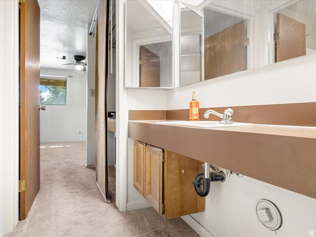 5673 S ASPEN CT, South Ogden, UT 84403