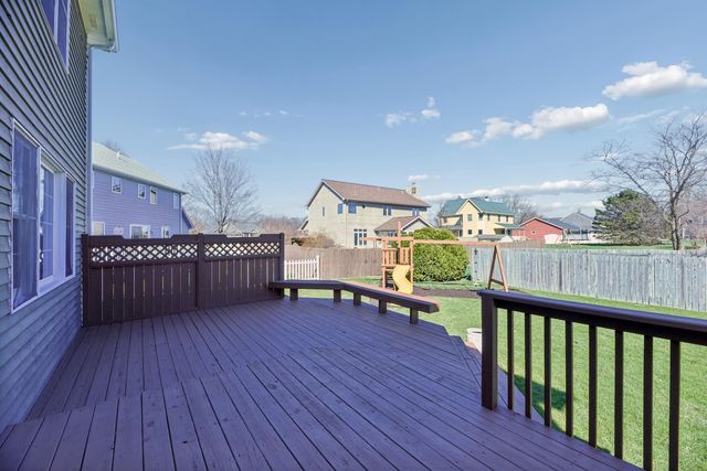 529 Windridge Drive, Chesterton, IN 46304