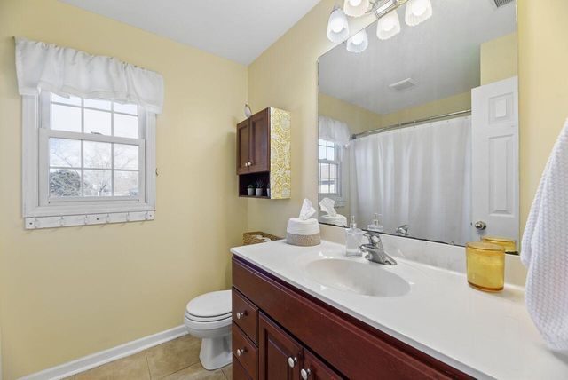 529 Windridge Drive, Chesterton, IN 46304