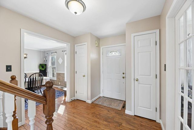 529 Windridge Drive, Chesterton, IN 46304