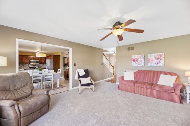 529 Windridge Drive, Chesterton, IN 46304