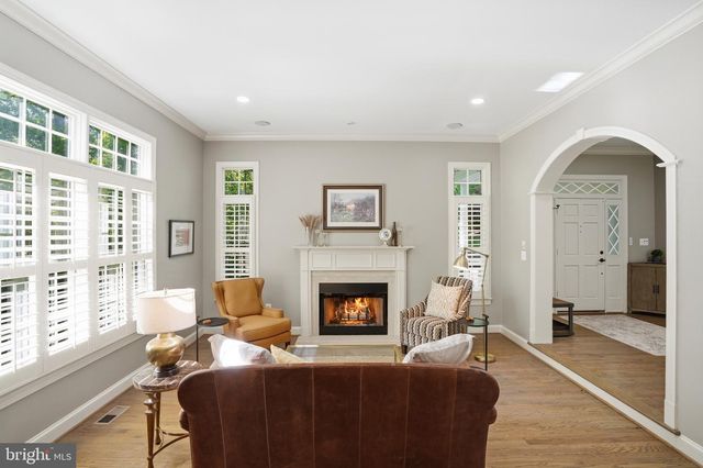 1133 SPRINGVALE RD, Great Falls, VA 22066