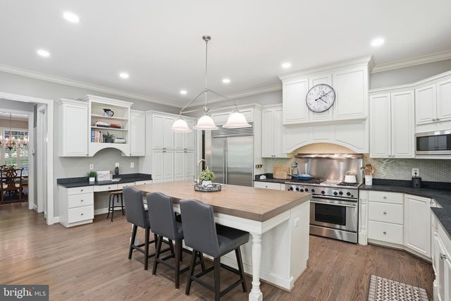 1133 SPRINGVALE RD, Great Falls, VA 22066