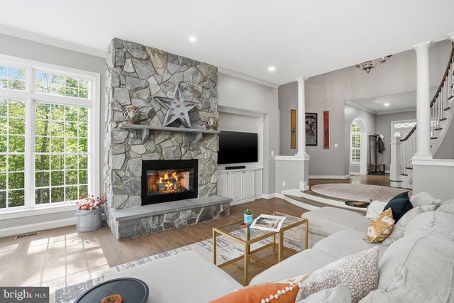 1133 SPRINGVALE RD, Great Falls, VA 22066