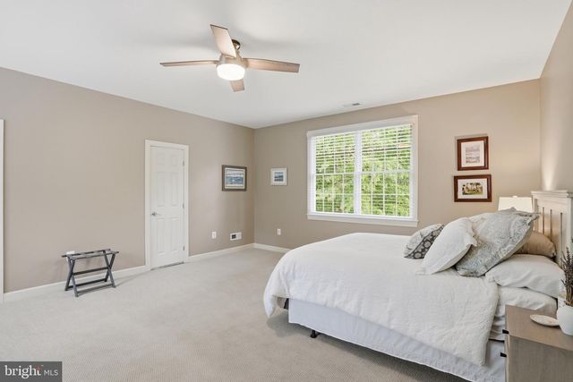 1133 SPRINGVALE RD, Great Falls, VA 22066